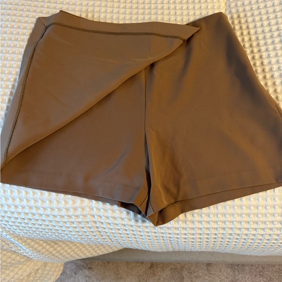 Skort - Picture 2 of 2